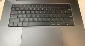 Good
													MacBook Pro Late 2023 (M3) - 16" - Apple M3 Pro 12-core, Black, 512 GB, 18 GB, 18-core GPU, photo 4 of 13