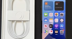 Mint
													Apple iPhone 16e - Unlocked, Black, 128 GB, A3212, photo 3 of 10