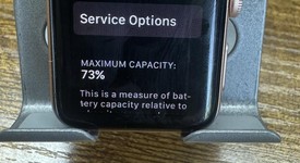 Good
													Apple Watch Series 3 42mm - Unlocked, Gold, A1861, Aluminum, photo 2 of 7