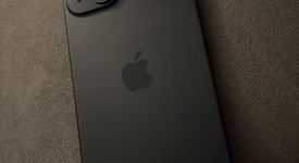 Mint
													Apple iPhone 15 - Unlocked, Black, 128 GB, A2846, photo 3 of 9
