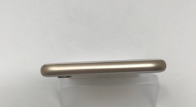 Mint
													Apple iPhone 6S - Unlocked, Gold, 64 GB, A1688, photo 5 of 7