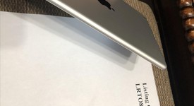 Good
													Apple iPad Air - Wi-Fi, Gray, 16 GB, photo 2 of 7