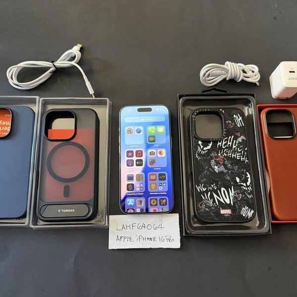 Apple iPhone 16 Pro - Unlocked, 512 GB, Natural, A3083