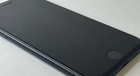 Good
													Apple iPhone SE 2nd Gen 2020 - Unlocked, Black, 64 GB, A2275, photo 5 of 7