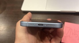 Mint
													Apple iPhone 17 - Unlocked, Mist Blue, 256 GB, A3258, photo 4 of 9