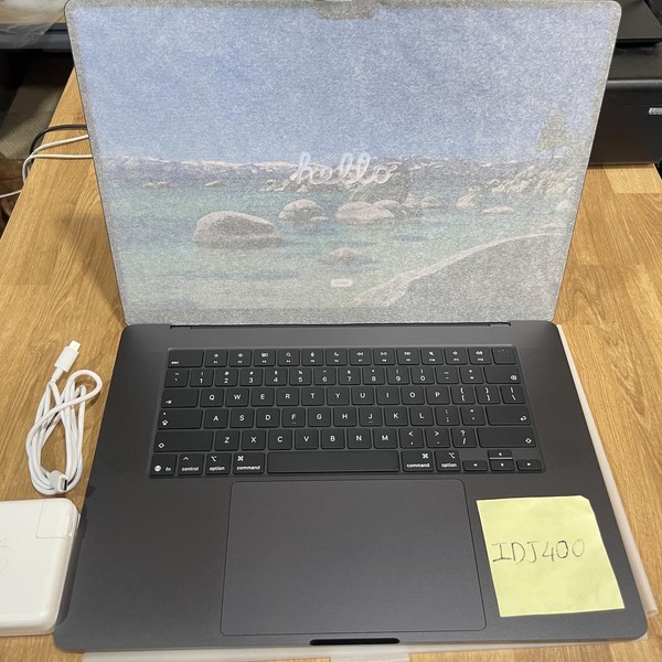 MacBook Pro 2026 - 16 inch (M5) - 1 TB, Space Black, 24 GB, Apple M5 Pro 18-core (20-core GPU), Standard Display