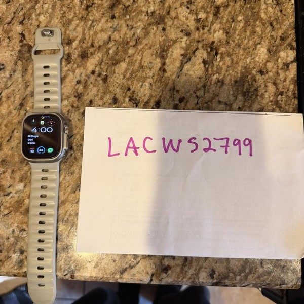 Apple Watch Ultra 2 49mm - Unlocked, Natural, A2986