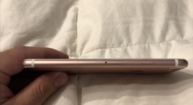 Good
													Apple iPhone 7 - Unlocked, Rose Gold, 128 GB, A1778, GSM, photo 3 of 9