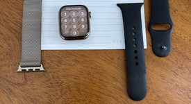 Good
													Apple Watch Series 9 41mm - Unlocked, Gold, A2982 - Cellular, Stainless, photo 3 of 5