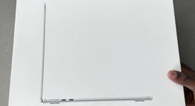 New
													MacBook Air 2025 (M4) - 13" - Apple M4, Silver, 256 GB, 16 GB, photo 1 of 4