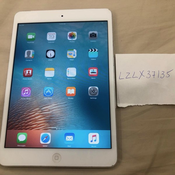 Apple iPad Mini - Unlocked, 16 GB, White