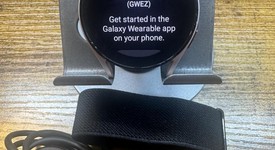 Good
													Samsung Galaxy Watch4 - Unlocked, Gold, 40mm, photo 5 of 6