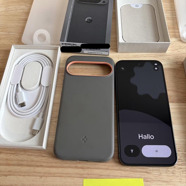 Google Pixel 10 Pro XL - Unlocked, 256 GB, Obsidian, GUL82