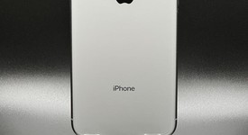Fair
													Apple iPhone Xs - Unlocked, Silver, 64 GB, A1920, photo 1 of 6