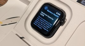 Good
													Apple Watch SE 2nd Gen 40mm - Midnight, A2722 - GPS, Aluminum, photo 3 of 19