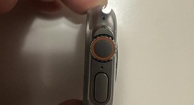 Good
													Apple Watch Ultra 49mm - Verizon, Titanium, A2622, photo 4 of 8