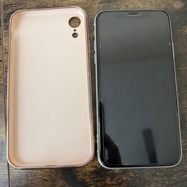 Apple iPhone Xr - Unlocked, 64 GB, White, A1984