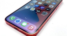 Fair
													Apple iPhone 12 - Unlocked, Red, 128 GB, A2172, photo 3 of 4