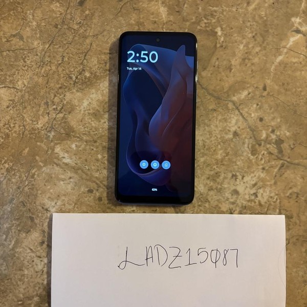 Moto G Play (2024) - TracFone, 64 GB, Blue, 4 GB