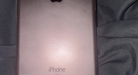Mint
													Apple iPhone 6S - Unlocked, Rose Gold, 32 GB, A1688, photo 3 of 3