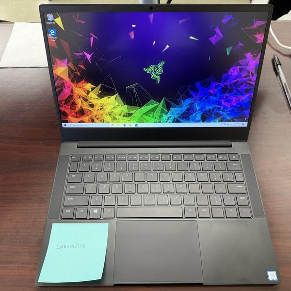 Razer Blade Stealth 13.3 inch (2019) - 256 GB, Black, 16 GB, Intel Core i7, FHD