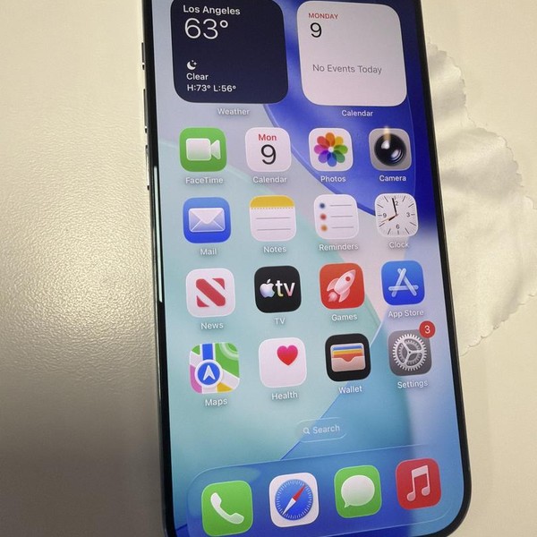 Apple iPhone Air - Unlocked, 256 GB, Sky Blue, A3260