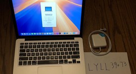 Good
													MacBook Pro 2015 (Retina) - 13" - Silver, 512 GB, 8 GB, photo 1 of 12
