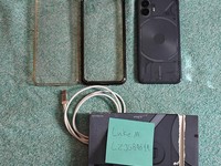 Nothing Phone (2)