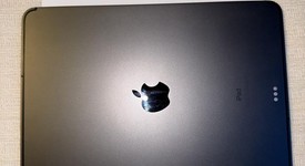 Good
													Apple iPad Pro 11" 2018 - Unlocked, Gray, 64 GB, A2013, photo 2 of 9