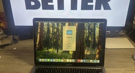 Good
													MacBook Air 2020 - 13" - I5, Gray, 256 GB, 8 GB, photo 1 of 10