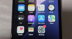Good
													Apple iPhone 12 - Metro by T-Mobile, Black, 64 GB, A2172, photo 3 of 9