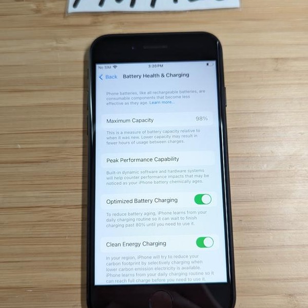 Apple iPhone SE 3rd Gen 2022 - Unlocked, 128 GB, Midnight, A2595