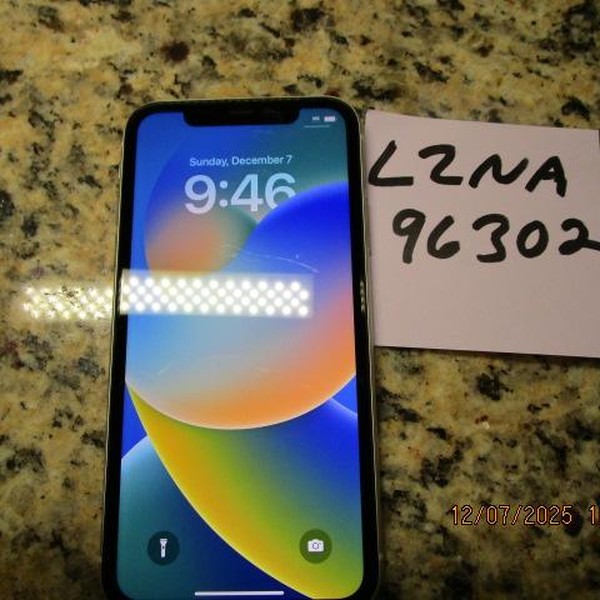 Apple iPhone 11 - Verizon, 64 GB, White, A2111