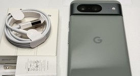 Good
													Google Pixel 8 - Unlocked, Hazel, 128 GB, 8 GB, G9BQD, Sub-6 5G, photo 4 of 5
