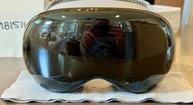 Mint
													Apple Vision Pro - 256 GB, photo 2 of 13