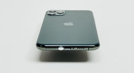 Mint
													Apple iPhone 11 Pro Max - Unlocked, Green, 256 GB, A2161, photo 4 of 10