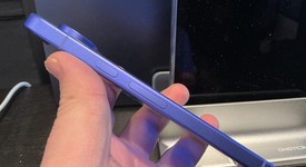 Good
													Google Pixel 10 - Unlocked, Indigo, 128 GB, GLBW0, photo 5 of 8