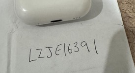 Used
													Apple AirPods Pro 2nd Gen - USB-C, photo 2 of 6