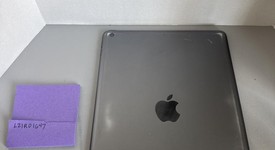 Fair
													Apple iPad 9th Gen - Wi-Fi, Gray, 64 GB, A2602, photo 3 of 5