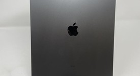Good
													Apple iPad Pro 12.9" 4th Gen 2020 - Unlocked, Gray, 256 GB, A2069, photo 1 of 6