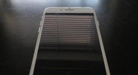 Mint
													Apple iPhone 7 - Unlocked, Silver, 256 GB, A1778, GSM, photo 2 of 12