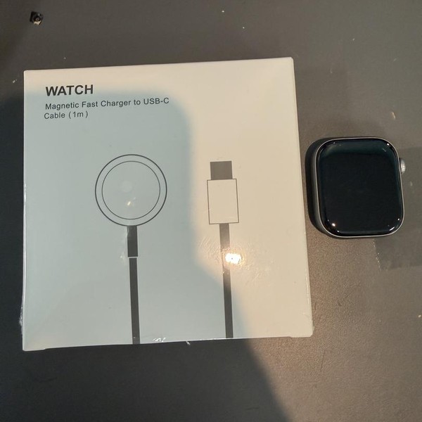 Apple Watch Series 11 42mm - Silver, A3331 - GPS, Aluminum