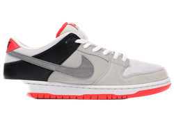 SB Dunk Low Infrared Orange Label for sale