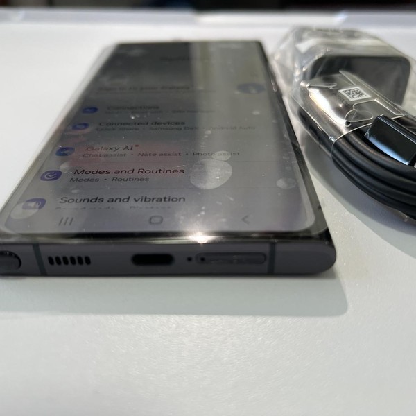 Samsung Galaxy S22 Ultra - AT&T, 128 GB, Black, 8 GB, SM-S908U