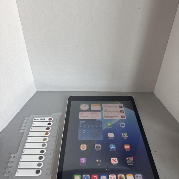 Apple iPad 9th Gen - Wi-Fi, 64 GB, Silver, A2602