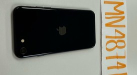 Mint
													Apple iPhone SE 3rd Gen 2022 - Unlocked, Midnight, 64 GB, A2595, photo 3 of 8