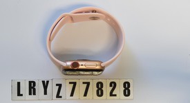 Mint
													Apple Watch Series 4 40mm - Sprint, Gold, A1975 - Cellular, Aluminum, photo 4 of 4