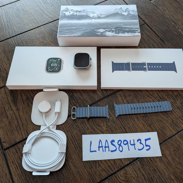 Apple Watch Ultra 3 49mm - Unlocked, Natural, A3281