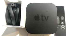 Good
													Apple TV 4k 1st Gen (2017) - 32 GB, photo 2 of 2