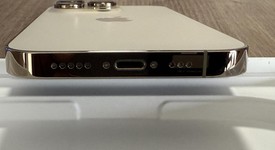 Mint
													Apple iPhone 14 Pro - AT&T, Gold, 128 GB, A2650, photo 4 of 8
